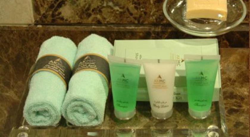 Hotel Al Shohada By Palm Rich Makkah Mekka Exteriér fotografie A set of toiletries